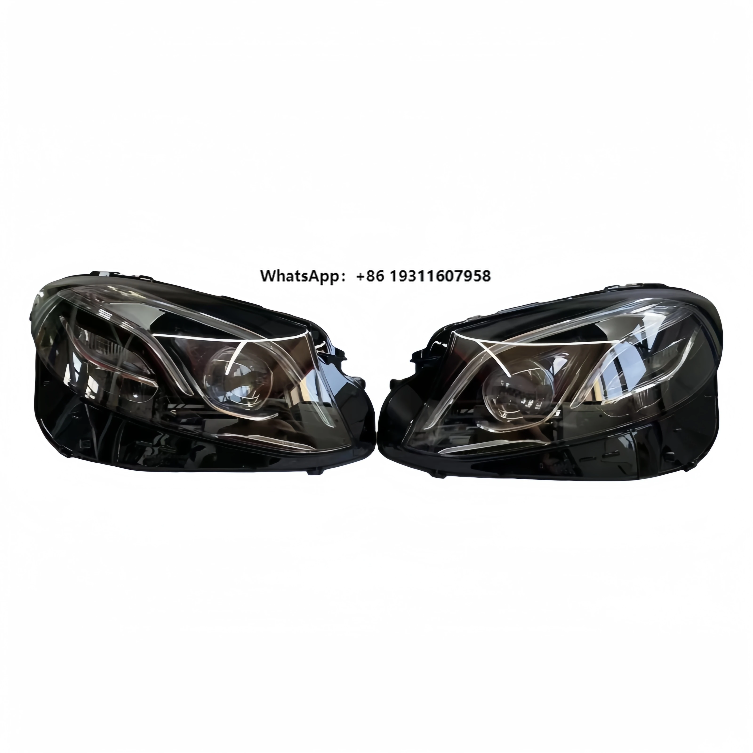 Suitable for Mercedes Benz E-Class 213 High-end Geometric LED Car Headlights E200 E260 E300 E320 Plug and Play Car Accessories
Suitable for Mercedes Benz E-Class 213 High-end Geometric LED Car Headlights E200 E260 E300 E320 Plug and Play Car Accessories
