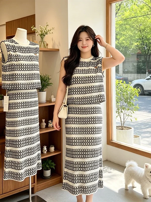 plus Size Striped Hollow out A-Line Skirt Set Women Summer New Slimming Design Two-Piece Set Korean Style Casual Fashion
plus Size Striped Hollow out A-Line Skirt Set Women Summer New Slimming Design Two-Piece Set Korean Style Casual Fashion