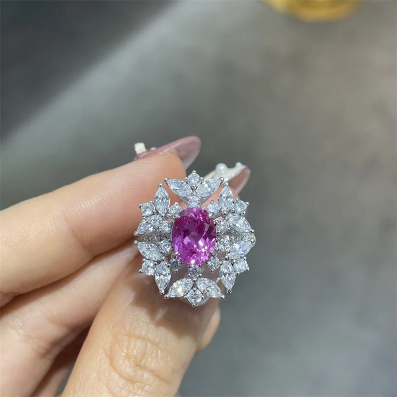 ZFSILVER s925 Серебро Роскошный Модный Драгоценный Камень Розовый Овальный Цветок Кольцо Для Очарования Женщин Свадебная Вечеринка Ювелирные Изделия Подарки R3-0343
ZFSILVER s925 Серебро Роскошный Модный Драгоценный Камень Розовый Овальный Цветок Кольцо Для Очарования Женщин Свадебная Вечеринка Ювелирные Изделия Подарки R3-0343