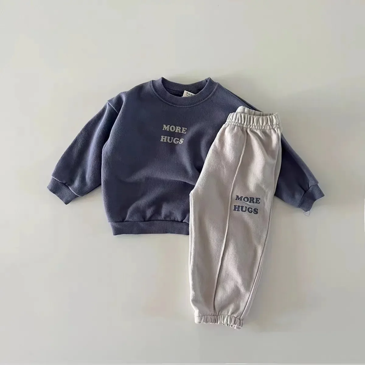 2024 New Quality Cotton Girls Boy Set Spring Autumn Kids Clothes for Children Pullover Sweatshirts+Solid Sports Pants Keep Warm
2024 New Quality Cotton Girls Boy Set Spring Autumn Kids Clothes for Children Pullover Sweatshirts+Solid Sports Pants Keep Warm