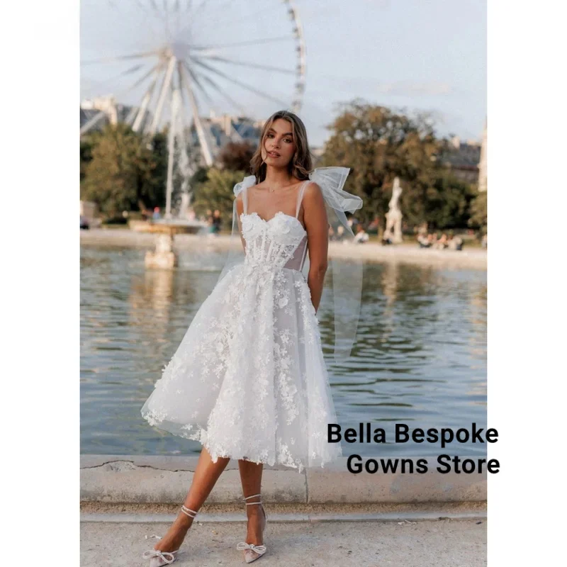 Princess Knee Lenght A-line Vestidos De Novia 3D Flower Lace Wedding Dress Bow On Straps Tulle Customized Robe De Mariée
Princess Knee Lenght A-line Vestidos De Novia 3D Flower Lace Wedding Dress Bow On Straps Tulle Customized Robe De Mariée