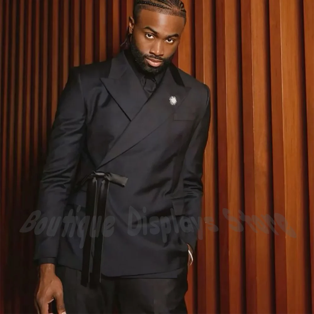 Men Formal Black 2 Pieces Suit Set with Bow Slim Fit Peak Lapel Blazer Pants Wedding Groom Tuxedo Prom Suit High Quality
Men Formal Black 2 Pieces Suit Set with Bow Slim Fit Peak Lapel Blazer Pants Wedding Groom Tuxedo Prom Suit High Quality