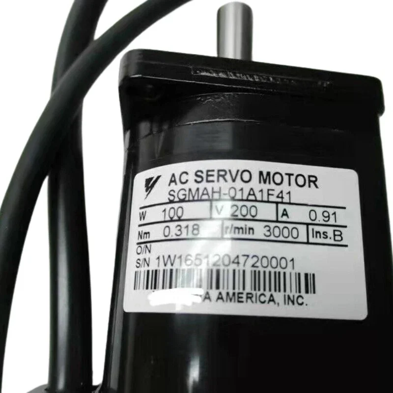 SGMAH-01A1F41 Совершенно новый серводвигатель, оригинальный, быстрая доставка
SGMAH-01A1F41 Совершенно новый серводвигатель, оригинальный, быстрая доставка