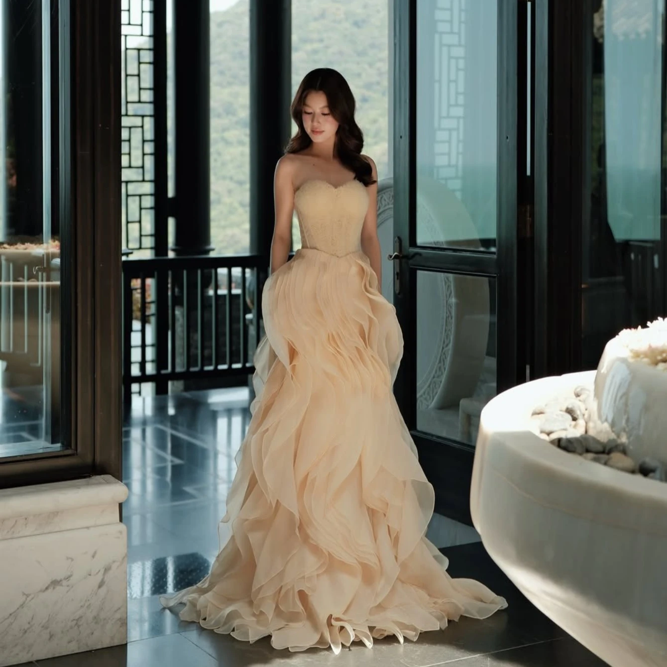 Champagne Nude Off Shoulder Sweetheart Neck Boned Corset Waist Multi-layer Ruffle Chiffon Tulle Flowy Mermaid Sweep Train
Champagne Nude Off Shoulder Sweetheart Neck Boned Corset Waist Multi-layer Ruffle Chiffon Tulle Flowy Mermaid Sweep Train