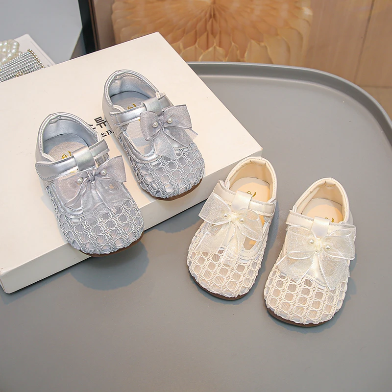 Girls Casual Shoes Bow Breathable Kids Princess Flats Soft Sole Versatile 2026 Summer New Toddler Mesh Fashion Shoes Trendy
Girls Casual Shoes Bow Breathable Kids Princess Flats Soft Sole Versatile 2026 Summer New Toddler Mesh Fashion Shoes Trendy