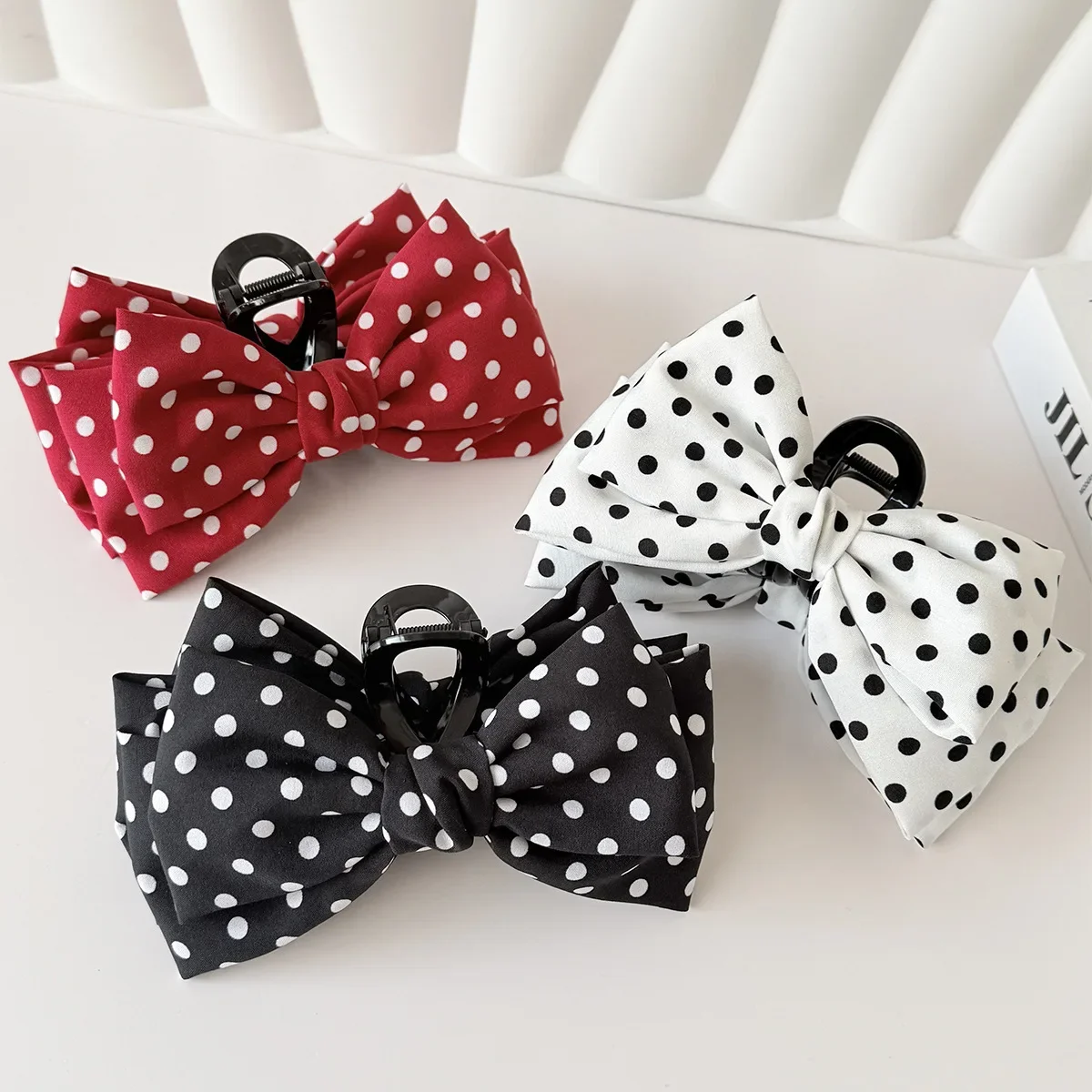 Sweet Polka Dot Bow Hair Claw for Women Advanced Back of Head Updo Shark Clip Elegant Versatile Hair Accessory Sturdy
Sweet Polka Dot Bow Hair Claw for Women Advanced Back of Head Updo Shark Clip Elegant Versatile Hair Accessory Sturdy