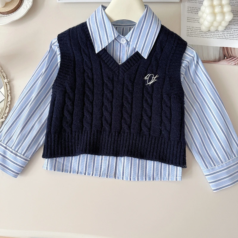 Autumn New Korean Version of Girls' Knitted Vest + Striped Shirt + Preppy Pleated Skirt Three-piece Set 2-7yrs Girls' Suit
Autumn New Korean Version of Girls' Knitted Vest + Striped Shirt + Preppy Pleated Skirt Three-piece Set 2-7yrs Girls' Suit