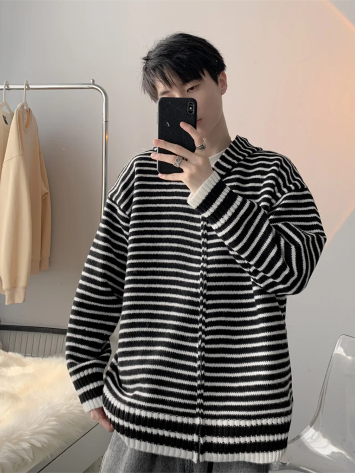 Laid-ba Sle Men's Open Cardigan Sweater Spring Autumn Faion Loose Fit Stripe Knitted Outerwear Casual Urban Youth Coat
Laid-ba Sle Men's Open Cardigan Sweater Spring Autumn Faion Loose Fit Stripe Knitted Outerwear Casual Urban Youth Coat