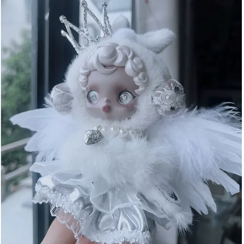 Original Sp Light Woven Garden Doll Clothes Crown Wing Silver Suit Oboro Fog Is Suitable For Hair Accessories Skirts No Dolls
Original Sp Light Woven Garden Doll Clothes Crown Wing Silver Suit Oboro Fog Is Suitable For Hair Accessories Skirts No Dolls