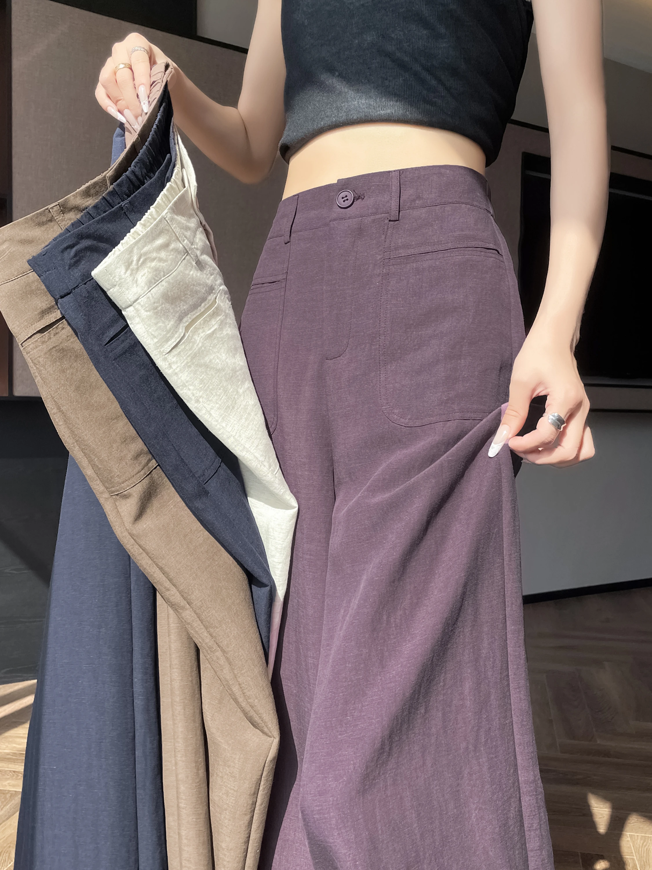 Ice Silk Linen Wide Leg Pants Women's Summer New Loose Slimming Thin Casual Straight Legged Pants High Waist Commute Style
Ice Silk Linen Wide Leg Pants Women's Summer New Loose Slimming Thin Casual Straight Legged Pants High Waist Commute Style