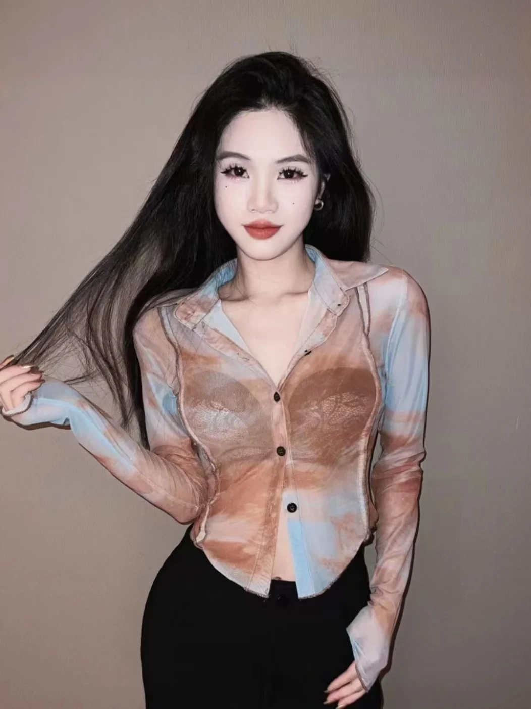 Tie Dye Long Sve irt Женский облегающий солнцезащитный топ, универсальный сексуальный летний топ для поездок на работу, другой материал
Tie Dye Long Sve irt Женский облегающий солнцезащитный топ, универсальный сексуальный летний топ для поездок на работу, другой материал