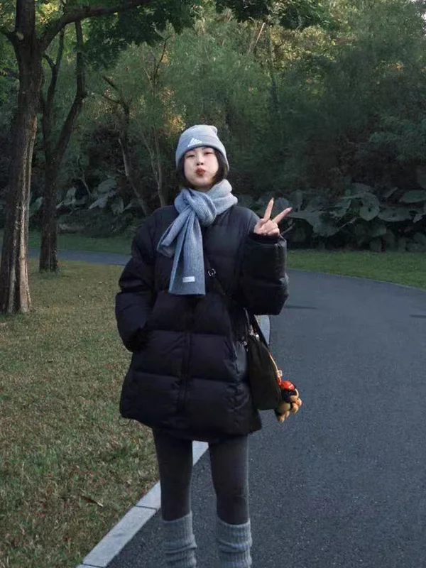 Korean Style Stand Collar Loose Women's Cotton Jacket Winter Warm Long Sleeve Zipper Closure Mid-Length Fashionable Coat
Korean Style Stand Collar Loose Women's Cotton Jacket Winter Warm Long Sleeve Zipper Closure Mid-Length Fashionable Coat