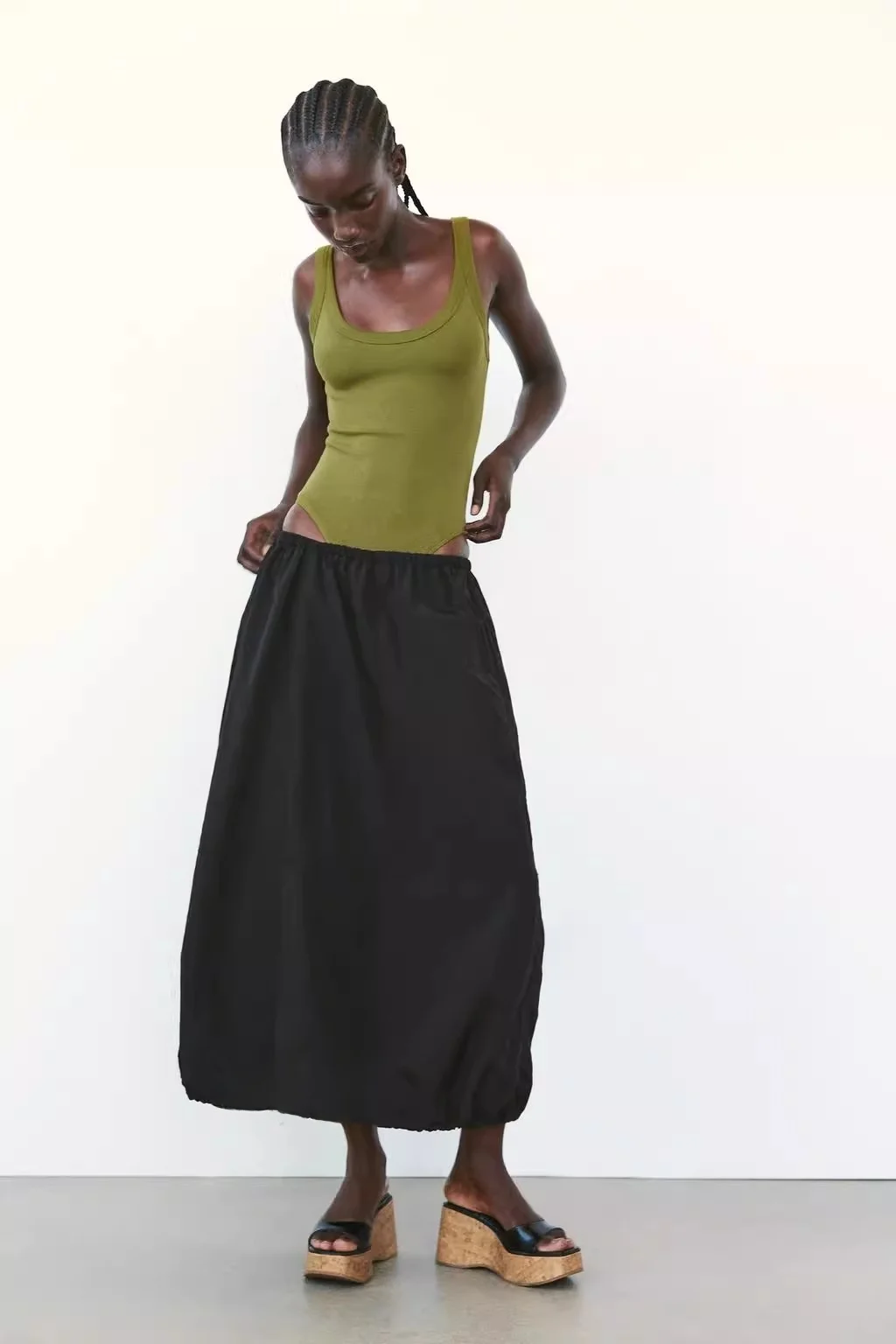 Slim Fit Basic Sle Women's Csole Top Svel Casual Overall irt Street Sle High Waist ort Pants Chinese Production
Slim Fit Basic Sle Women's Csole Top Svel Casual Overall irt Street Sle High Waist ort Pants Chinese Production