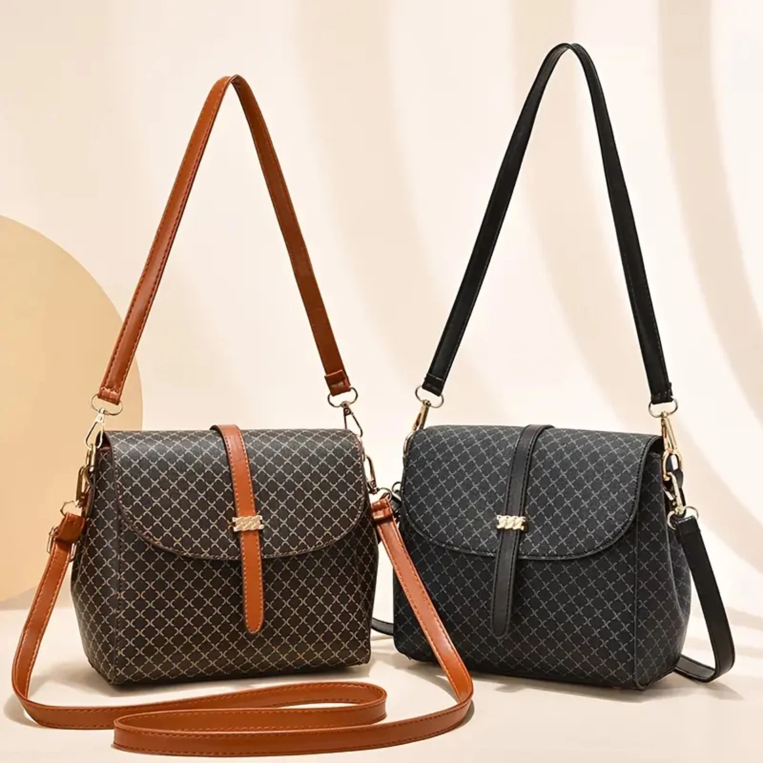 Faux Leather Shoulder Bag, Women's Trendy Flap Purse Casual Crossbody Bag With Adjustable Strap
Faux Leather Shoulder Bag, Women's Trendy Flap Purse Casual Crossbody Bag With Adjustable Strap