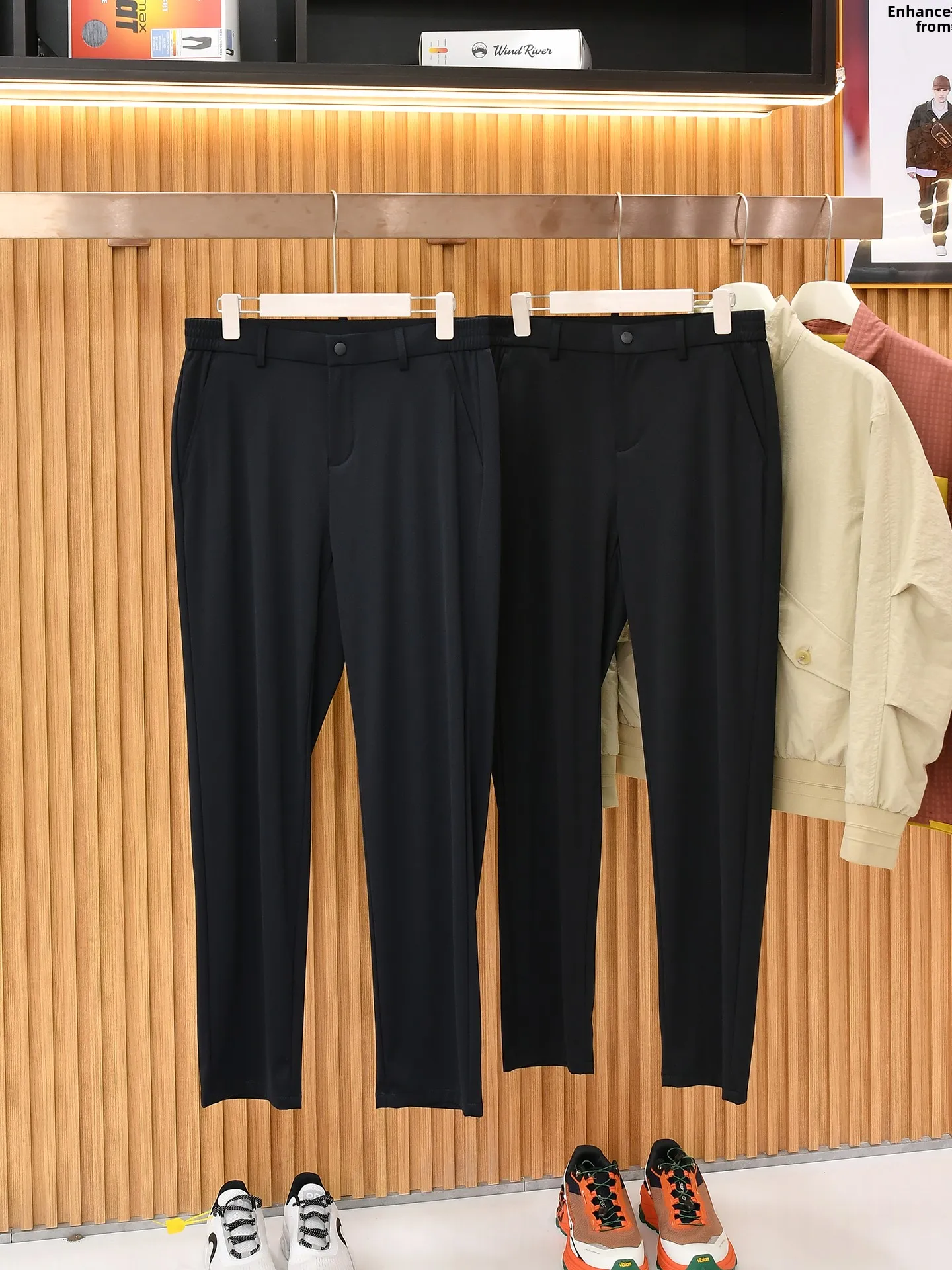 Comfortable Silk Mixed Cool Feeling Men's Casual Pants Summer Straight Leg Pants mid Waist Zipper Fly Breathable Straight Tube
Comfortable Silk Mixed Cool Feeling Men's Casual Pants Summer Straight Leg Pants mid Waist Zipper Fly Breathable Straight Tube