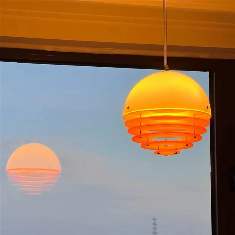 Скандинавские минималистичные подвесные светильники, дизайнерский закат, оранжевый ресторан, спальня, гостиная, креативная лампа, художественный декор, светильники
Скандинавские минималистичные подвесные светильники, дизайнерский закат, оранжевый ресторан, спальня, гостиная, креативная лампа, художественный декор, светильники