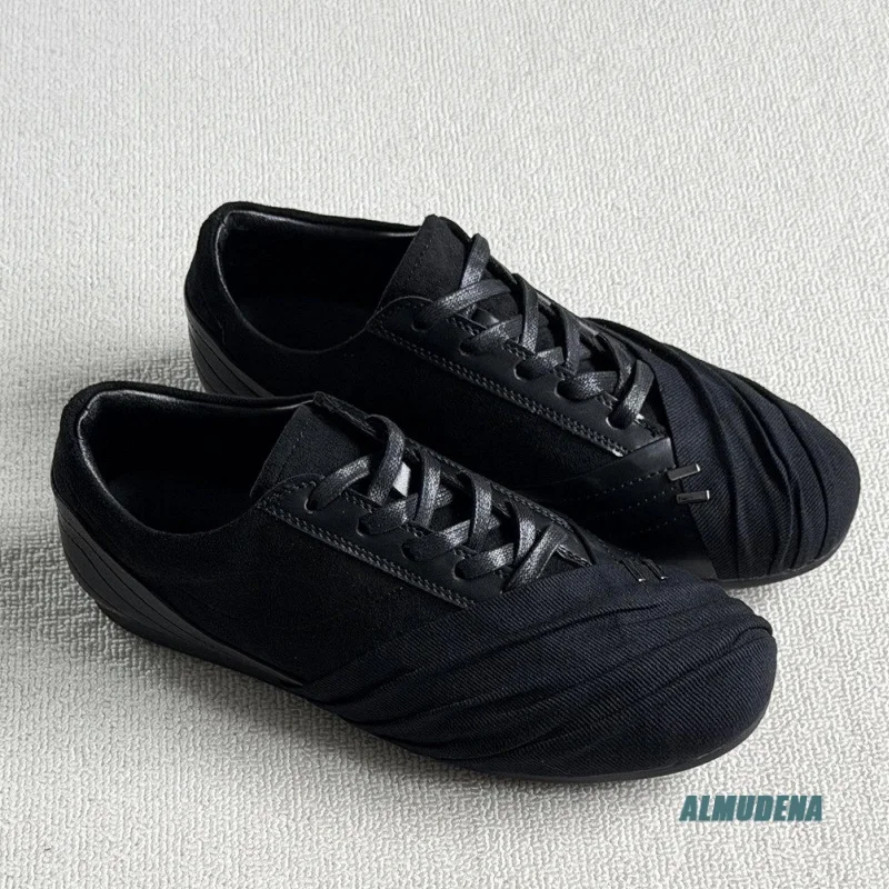 Lace-Up Thin Sole Casual Shoes Chic Black Gathered Fabric Men's Low Top Sneakers Outdoor Daily Trendy Round Toe Walking Shoes
Lace-Up Thin Sole Casual Shoes Chic Black Gathered Fabric Men's Low Top Sneakers Outdoor Daily Trendy Round Toe Walking Shoes