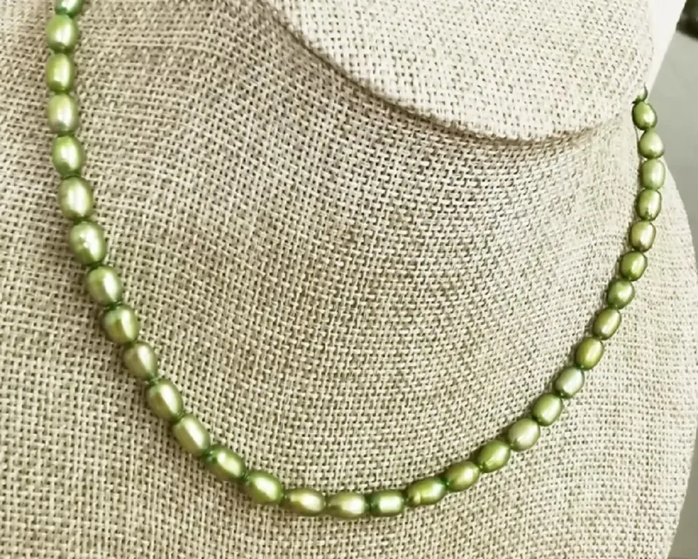 Charming 15"5x8mm Natural Sea Genuine Green Drop Pearl Necklace Unfinished Necklace for Woman Necklaces No Clasp
Charming 15"5x8mm Natural Sea Genuine Green Drop Pearl Necklace Unfinished Necklace for Woman Necklaces No Clasp