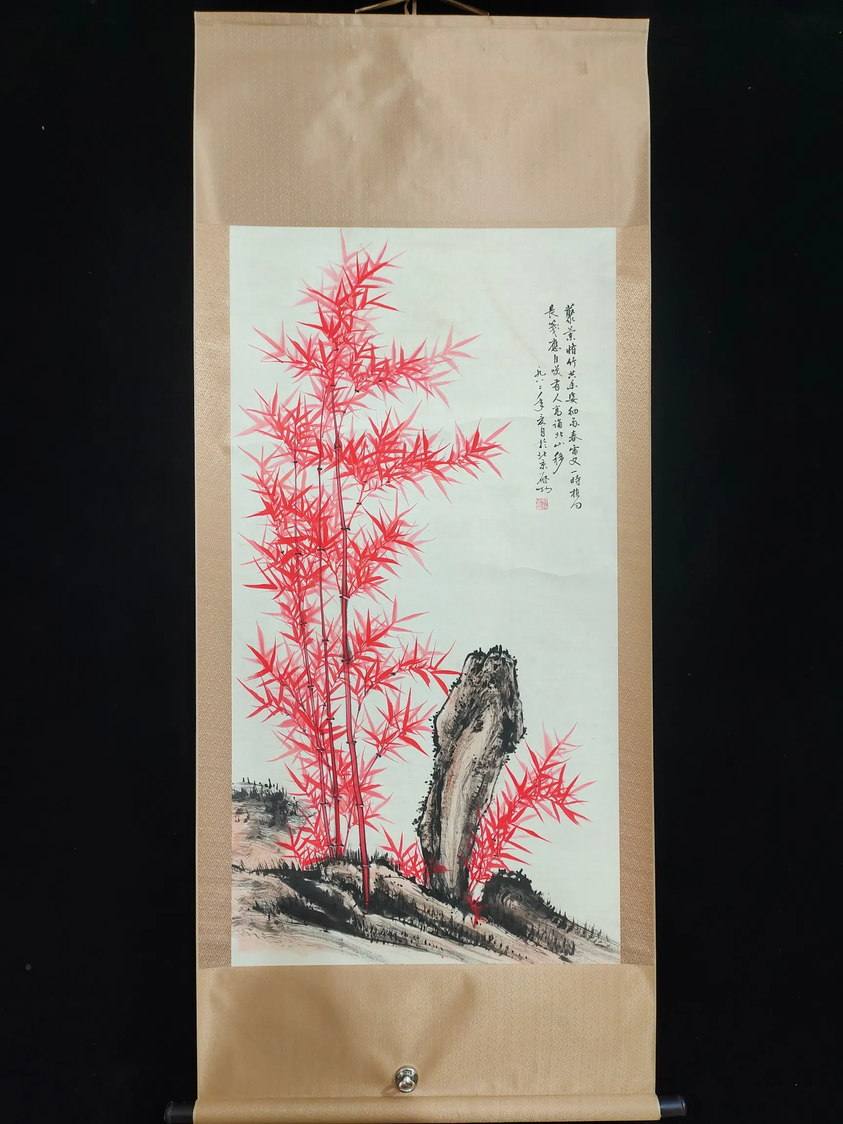 Chinese wall "Qigong Red Bamboo" with blue light imitation fake Nave decorative painting
Chinese wall "Qigong Red Bamboo" with blue light imitation fake Nave decorative painting