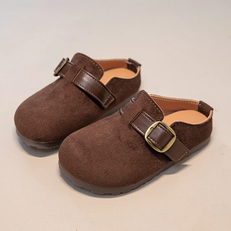Children's Clogs 2026 Autumn Winter Children's Sandals Leather Boys Girls Beach Slippers Kids Matte Leather Kids Shoes for Girl
Children's Clogs 2026 Autumn Winter Children's Sandals Leather Boys Girls Beach Slippers Kids Matte Leather Kids Shoes for Girl