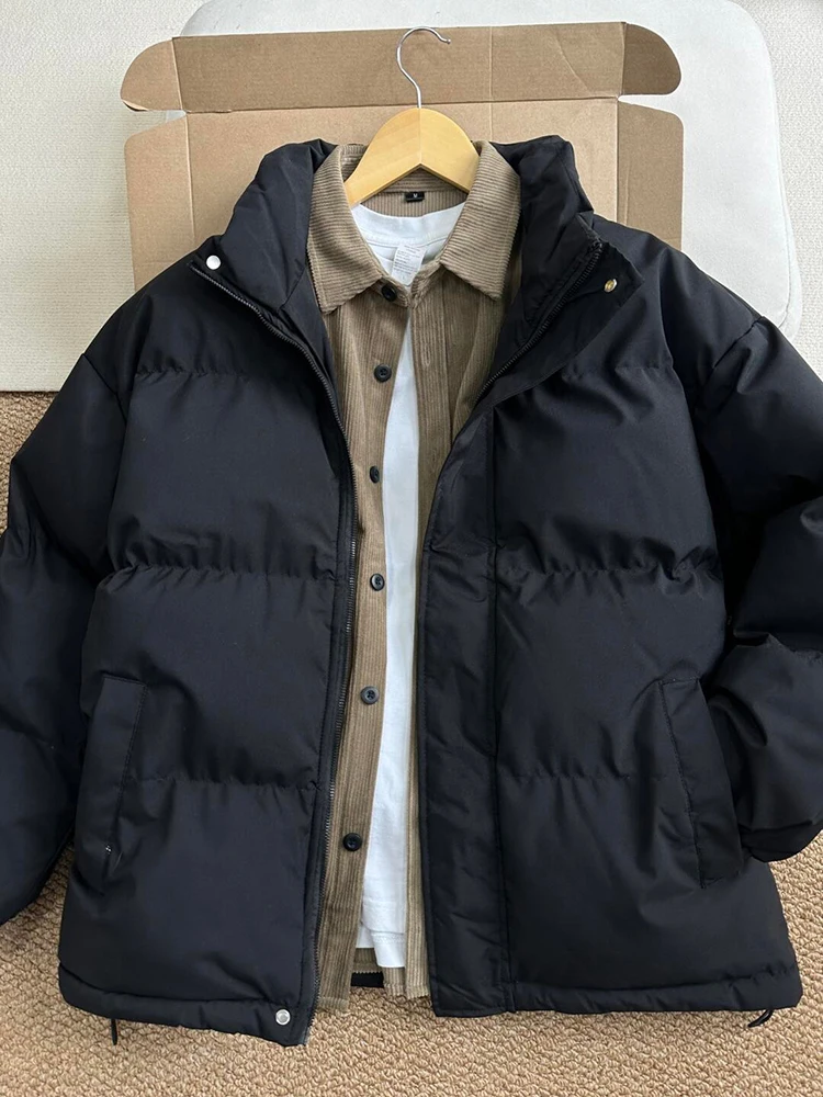 Мужская зимняя куртка Cleanfit из хлопка с наполнителем, теплая, базовая, в американском стиле, молодежная, модная, из полиэфирного волокна
Мужская зимняя куртка Cleanfit из хлопка с наполнителем, теплая, базовая, в американском стиле, молодежная, модная, из полиэфирного волокна