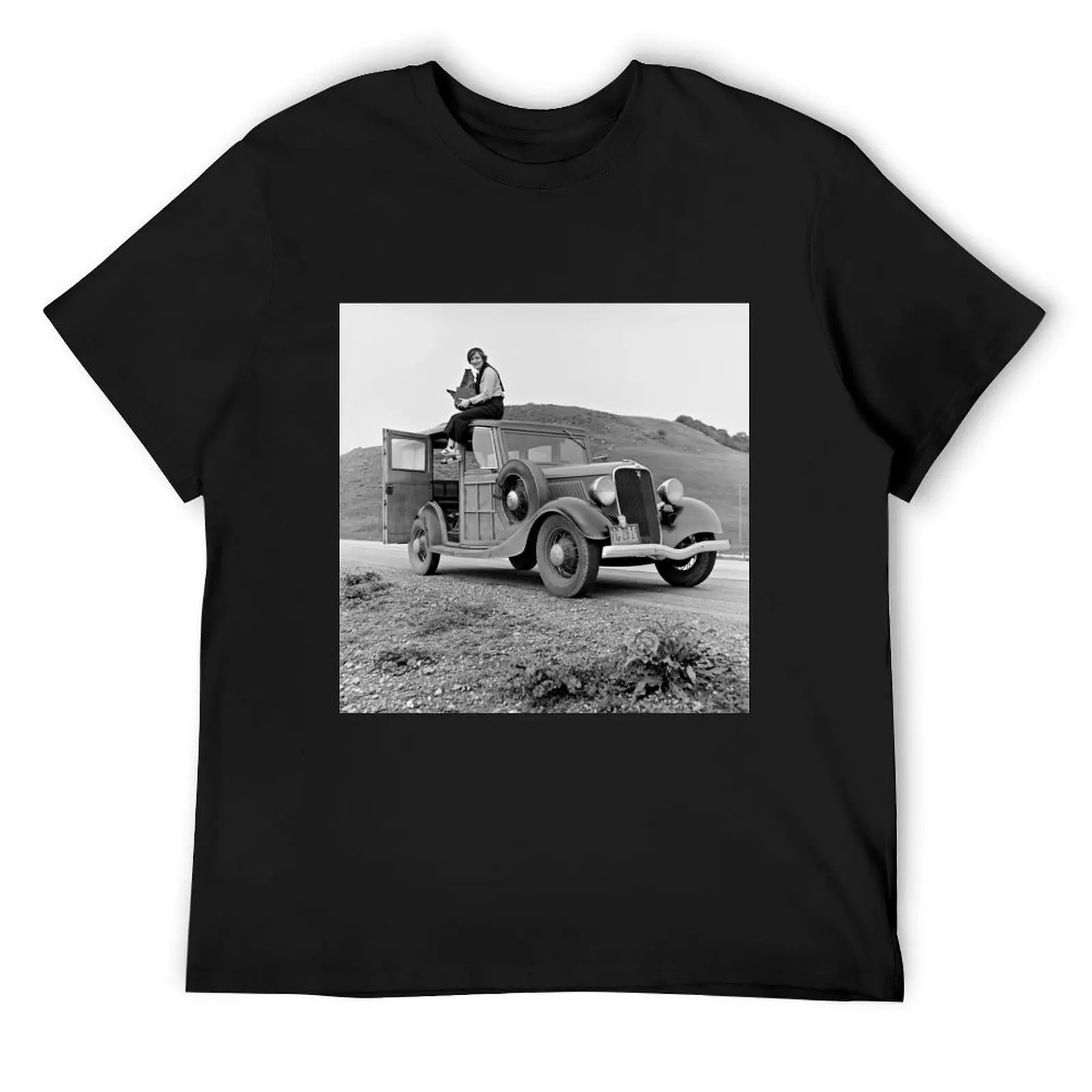 Dorothea Lange on Car, 1936 T-Shirt summer tops graphic tee shirt new edition mens workout shirts
Dorothea Lange on Car, 1936 T-Shirt summer tops graphic tee shirt new edition mens workout shirts