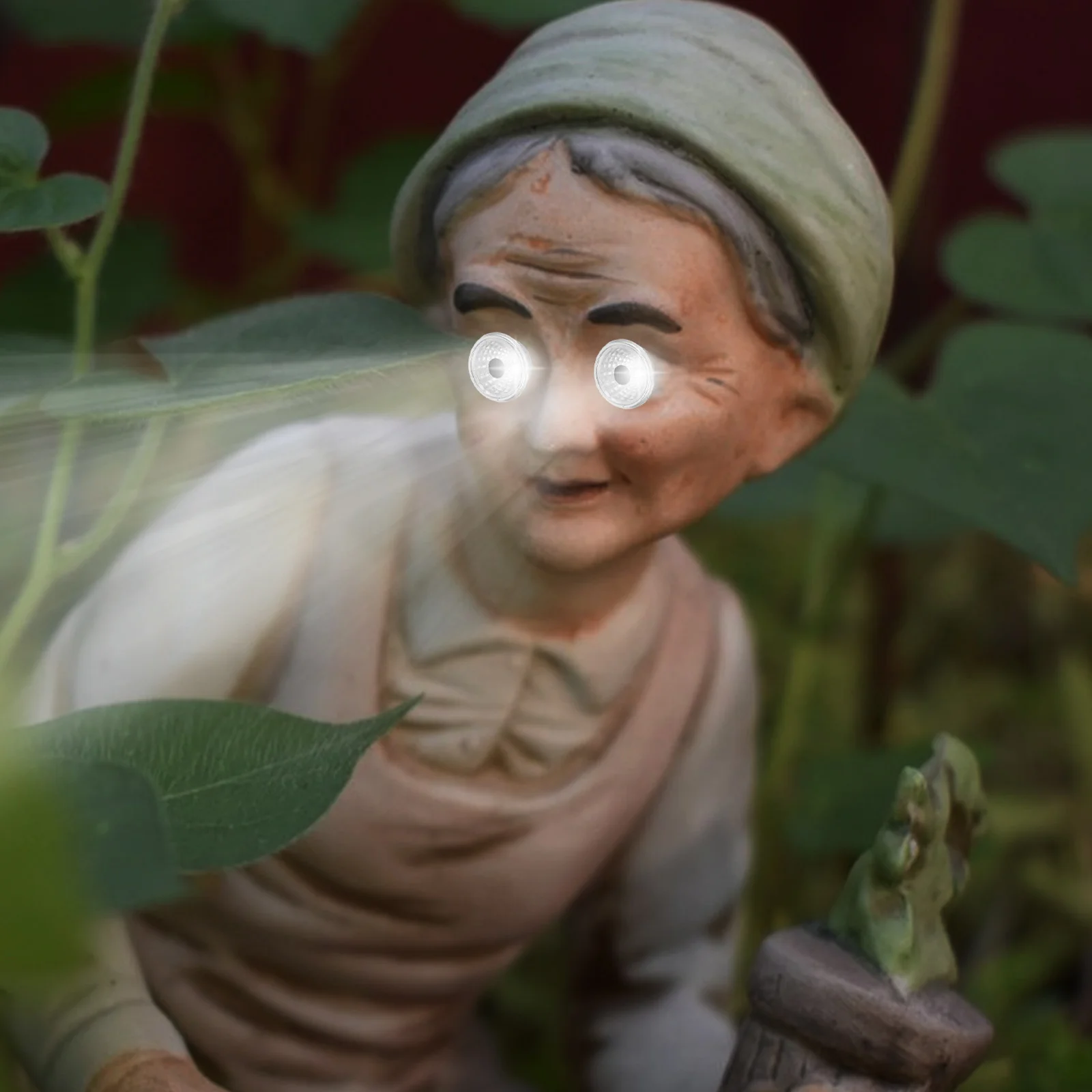 100 шт. пластиковых абажуров для садовых фонарей, имитирующих глаза статуэток, для солнечных садовых украшений, устойчивых к атмосферным воздействиям, маленькие защитные колпаки для уличных светильников
100 шт. пластиковых абажуров для садовых фонарей, имитирующих глаза статуэток, для солнечных садовых украшений, устойчивых к атмосферным воздействиям, маленькие защитные колпаки для уличных светильников