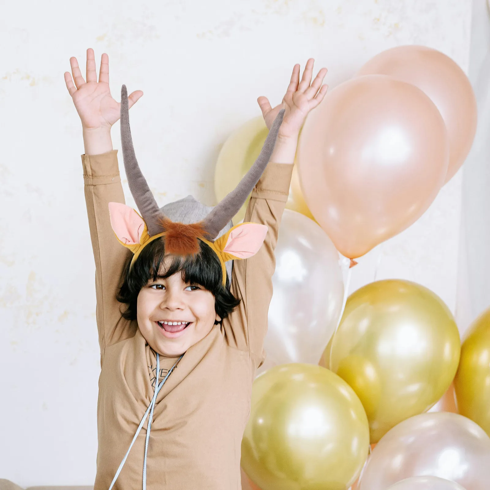 1Set Antelope Costume Kid Set Elastic Animal Horn Headband and Tail Accessory for Toddlers Girls Social Confidence Building
1Set Antelope Costume Kid Set Elastic Animal Horn Headband and Tail Accessory for Toddlers Girls Social Confidence Building