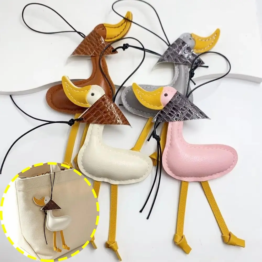 Cartoon Design PU Duck Keychain Scarf Duck Shape Creative Exquisite Bag Charm Pendant Backpack Ornament Daily Key Organizing
Cartoon Design PU Duck Keychain Scarf Duck Shape Creative Exquisite Bag Charm Pendant Backpack Ornament Daily Key Organizing