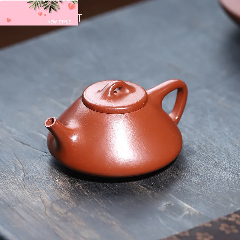 100ml Chinese Yixing Purple Clay Teapot Kettle Beauty Tea Infuser Small Capacity Handmade Stone Scoop Tea Pot Zisha Tea Set
100ml Chinese Yixing Purple Clay Teapot Kettle Beauty Tea Infuser Small Capacity Handmade Stone Scoop Tea Pot Zisha Tea Set