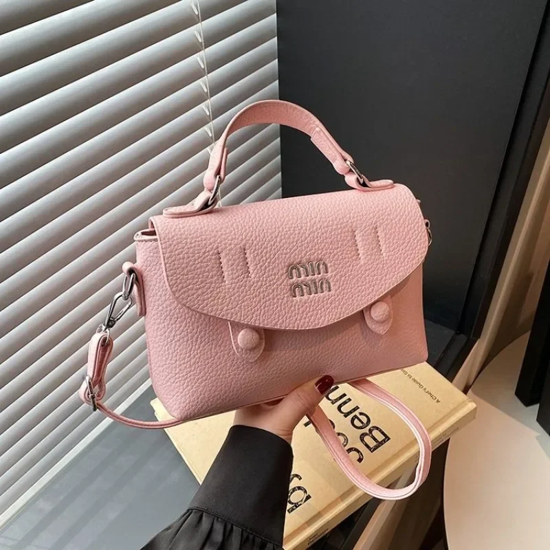 Luxury Mom's Bag Popular Superstar Crossbody Bag For Modern Mom Casual High-End Style
Luxury Mom's Bag Popular Superstar Crossbody Bag For Modern Mom Casual High-End Style