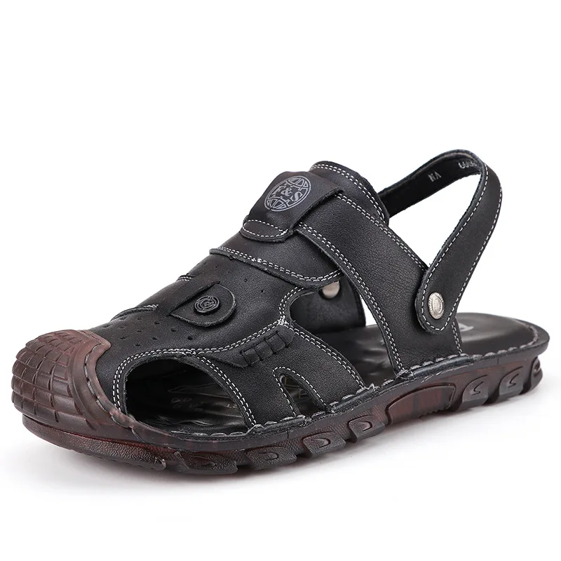Baotou men's genuine leather slippers feature a lightweight rubber sole designsuitable for both beach shoes and driving shoes
Baotou men's genuine leather slippers feature a lightweight rubber sole designsuitable for both beach shoes and driving shoes