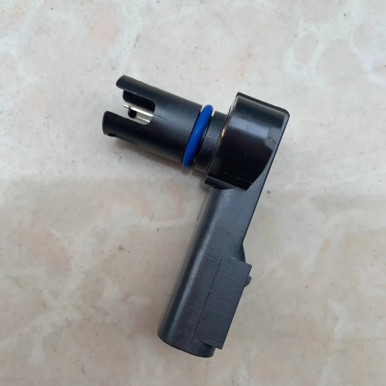 FOR NISSAN DIESEL UD QUON CD4 UD390 TRUCK SENSOR 26458-Z600A 26458Z600A
FOR NISSAN DIESEL UD QUON CD4 UD390 TRUCK SENSOR 26458-Z600A 26458Z600A