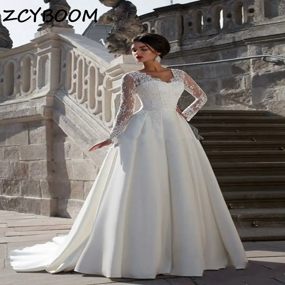 Customized Simple Elegant White Satin Long Sleeves Wedding Dress 2025 Lace Appliques Court Train Bride Gowns Plus Size For Women
Customized Simple Elegant White Satin Long Sleeves Wedding Dress 2025 Lace Appliques Court Train Bride Gowns Plus Size For Women