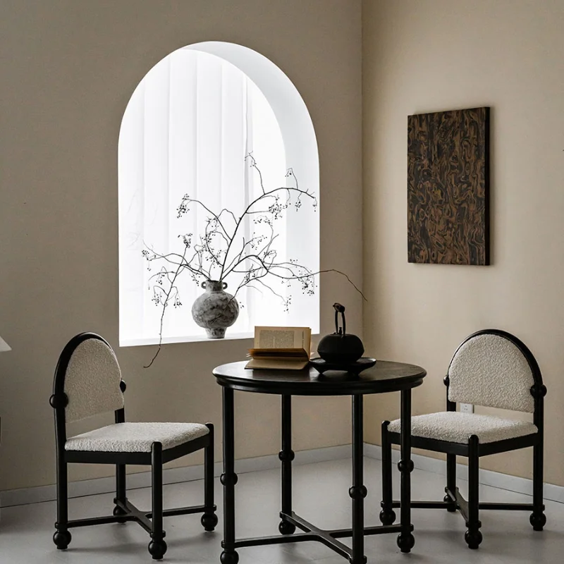 Retro round dining medieval dessert coffee round small apartment dining simple table and chairs
Retro round dining medieval dessert coffee round small apartment dining simple table and chairs