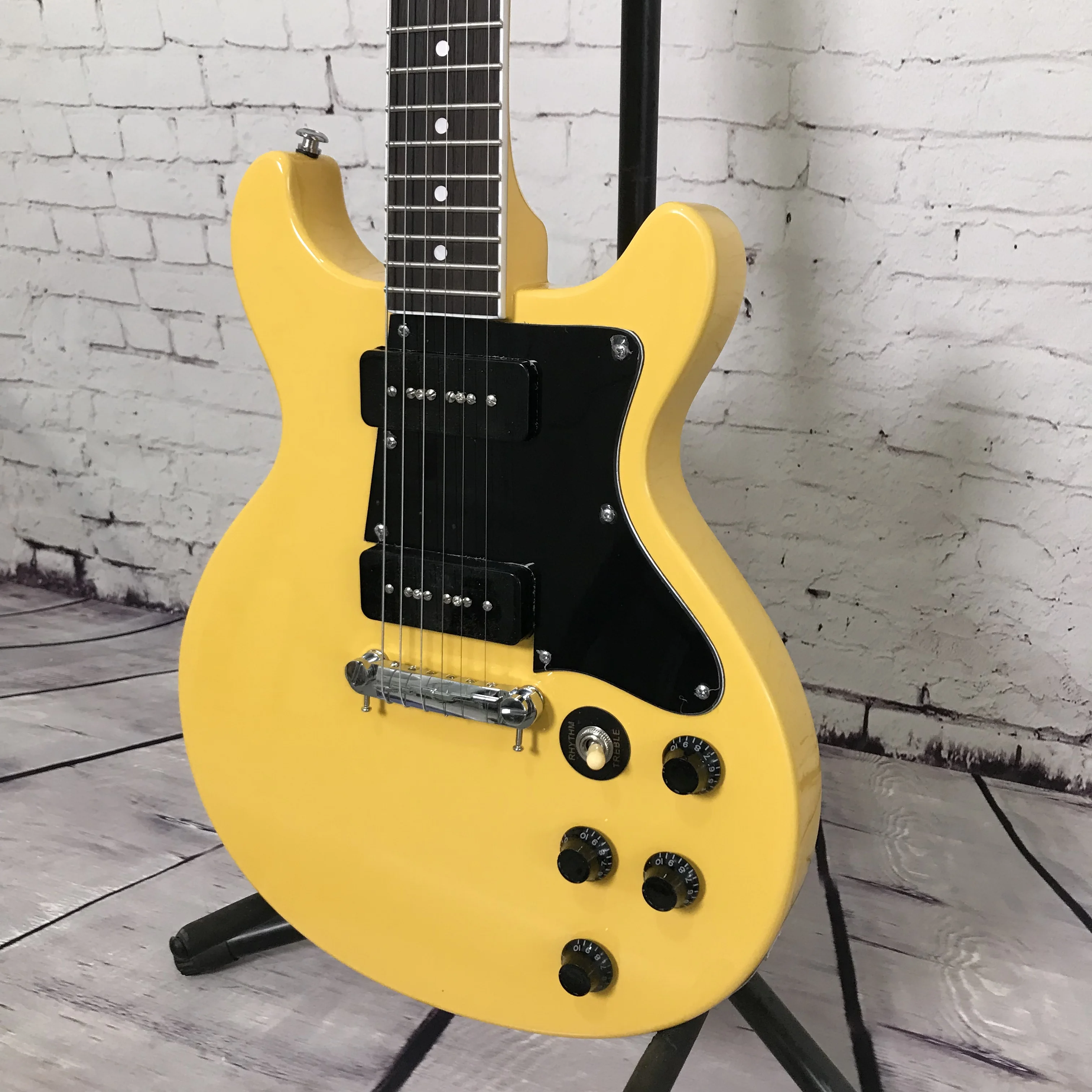 TV Yellow Electric Guitar Dual P90 Pickups Fixed Bridge Mahogany Body Free Shipping Heavy Metal Rock
TV Yellow Electric Guitar Dual P90 Pickups Fixed Bridge Mahogany Body Free Shipping Heavy Metal Rock