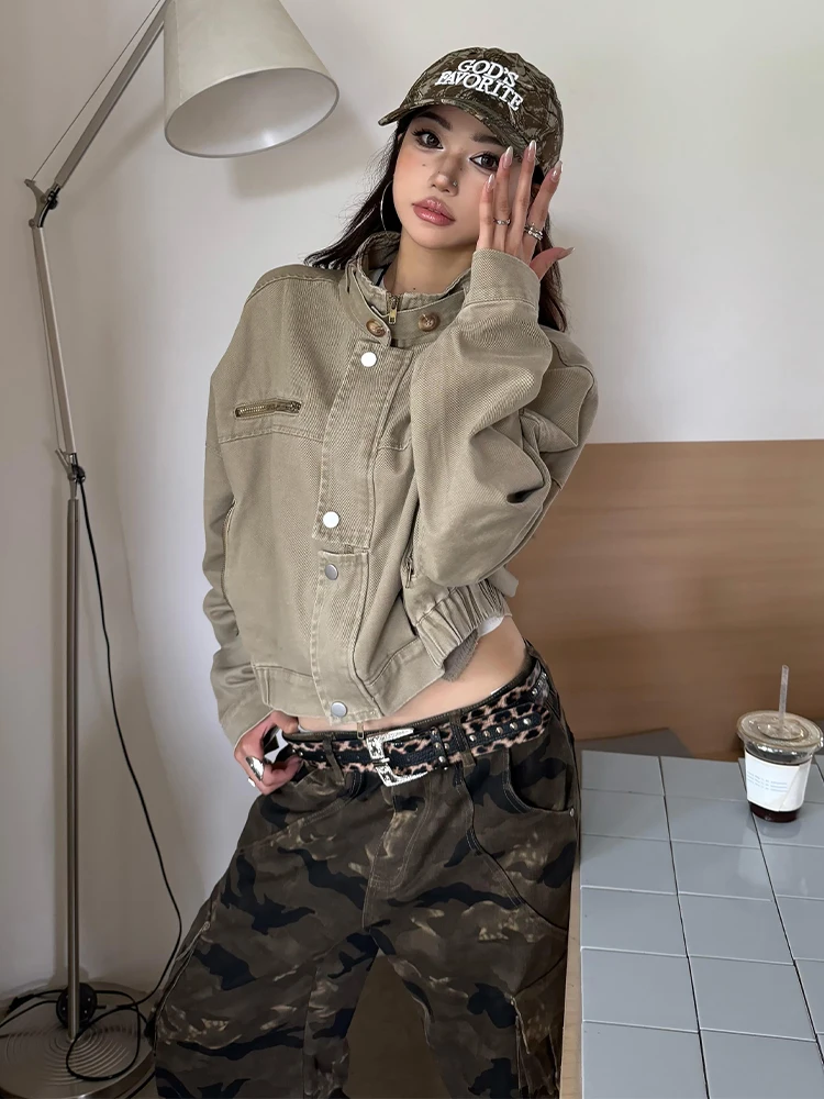 Early Autumn Loose Short Jacket Top American Retro Stand Collar Workwear Denim Coat for Women Vintage Style Long Sleeve Butto...
Early Autumn Loose Short Jacket Top American Retro Stand Collar Workwear Denim Coat for Women Vintage Style Long Sleeve Butto...