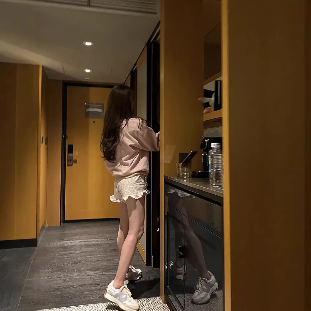 Korean Style Floral Print Short Pants Women's Summer Casual Thin Cotton High Waist Hot Pants East Gate Style Lightweight
Korean Style Floral Print Short Pants Women's Summer Casual Thin Cotton High Waist Hot Pants East Gate Style Lightweight