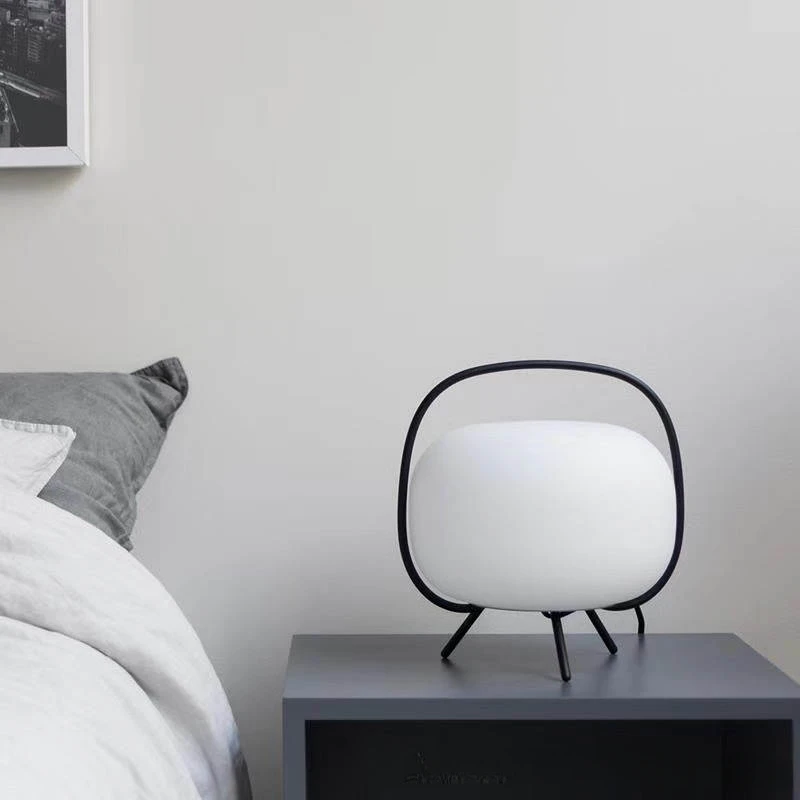 Modern minimalist bedroom bedside table lamp atmosphere study Nordic creative design room living room glass table lamp
Modern minimalist bedroom bedside table lamp atmosphere study Nordic creative design room living room glass table lamp