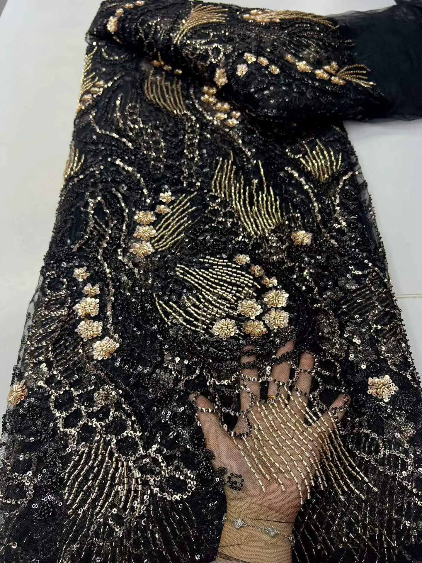 High Quality French Lace Fabric 2026 African Beaded Embroidered Nigerian Sequins Tulle 5 Yards for Sewing Party Dresses
High Quality French Lace Fabric 2026 African Beaded Embroidered Nigerian Sequins Tulle 5 Yards for Sewing Party Dresses