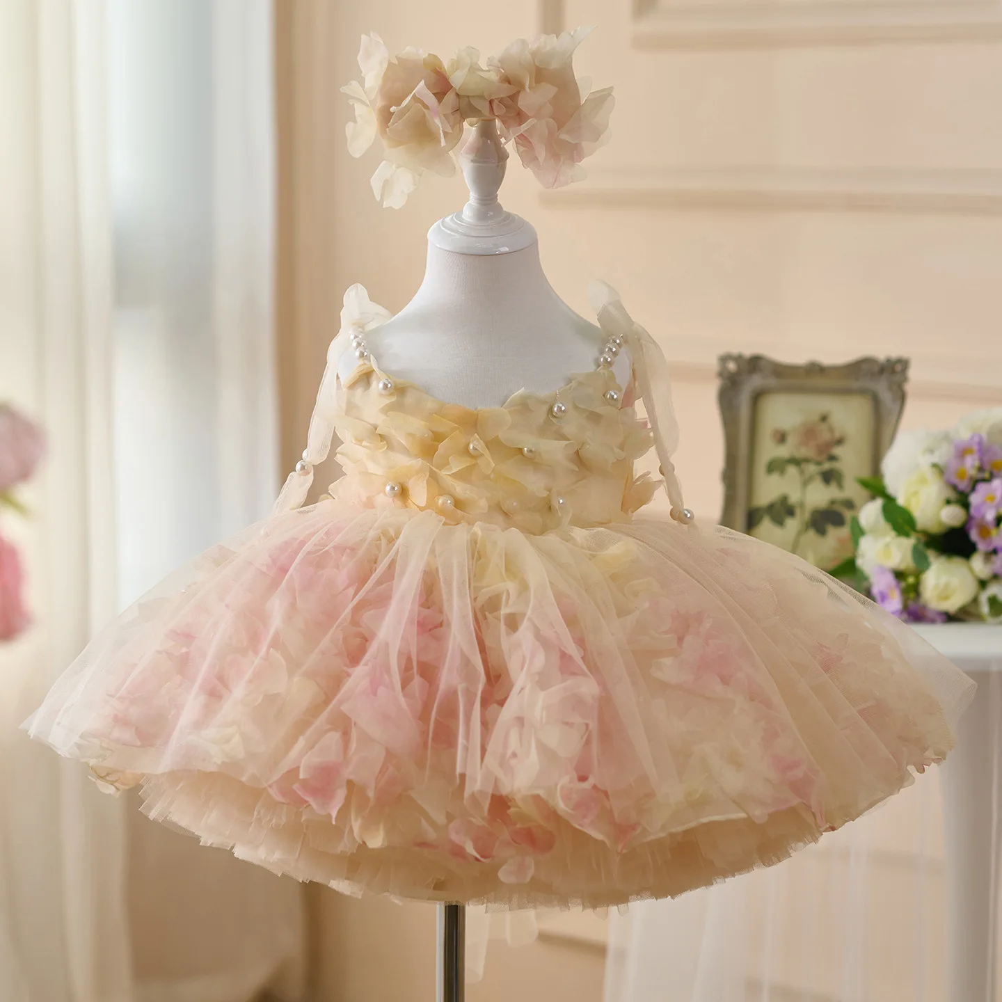 Children's Dress Luxury Tulle Sleeveless Clothing Elegant Princess Gown Toddler Girl Formal Dresses For Holiday Party Baptism
Children's Dress Luxury Tulle Sleeveless Clothing Elegant Princess Gown Toddler Girl Formal Dresses For Holiday Party Baptism