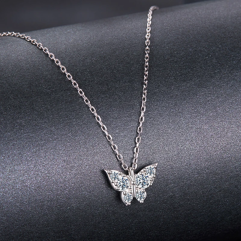 Ожерелье Bamoer U с бабочкой из муассанита, серебро 925 пробы, уникальный дизайн бабочки, сертифицированное ожерелье, женские ювелирные изделия высокого качества
Ожерелье Bamoer U с бабочкой из муассанита, серебро 925 пробы, уникальный дизайн бабочки, сертифицированное ожерелье, женские ювелирные изделия высокого качества