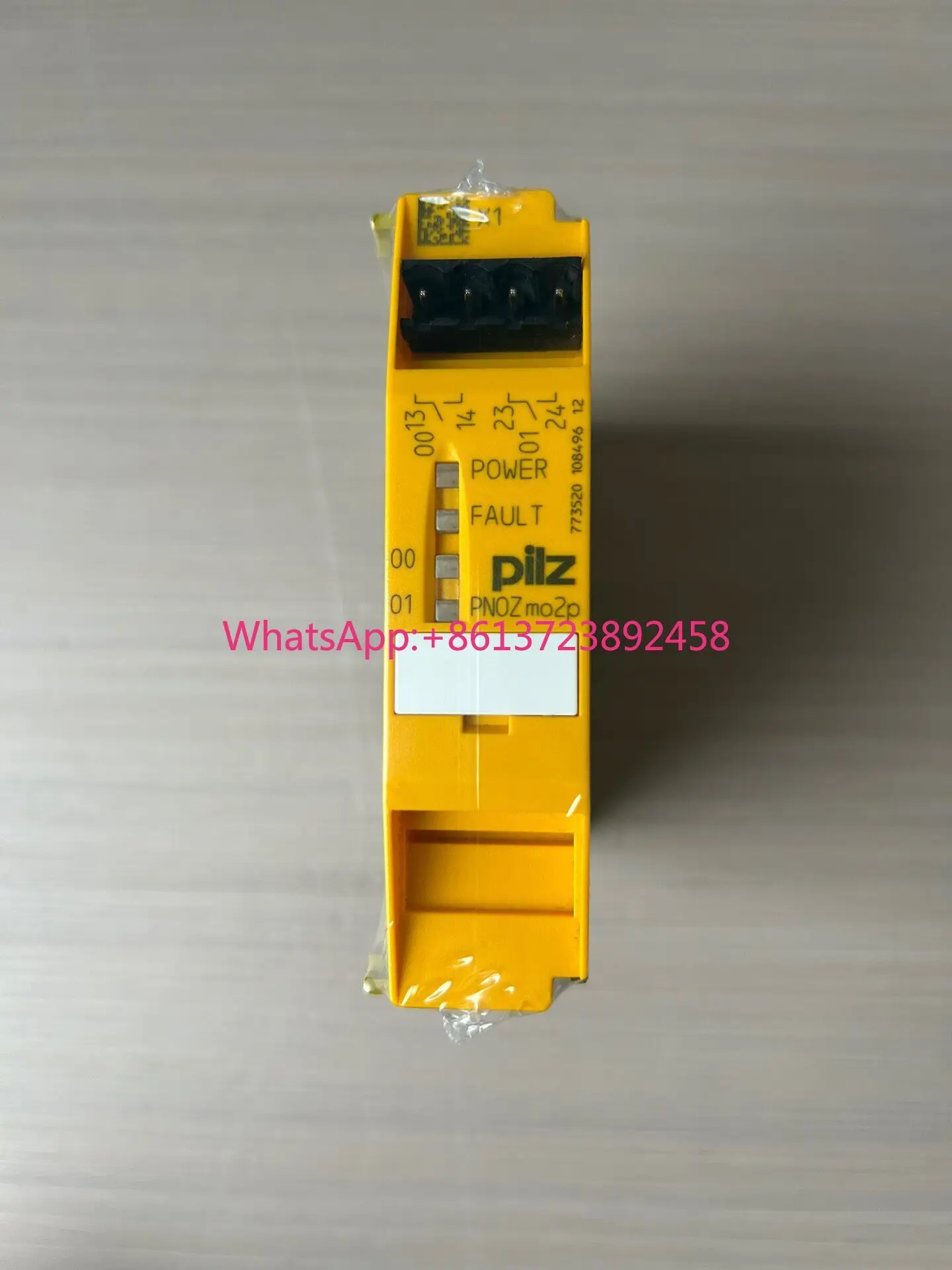 PNOZ mo2p Material number: 773520 in stock
PNOZ mo2p Material number: 773520 in stock