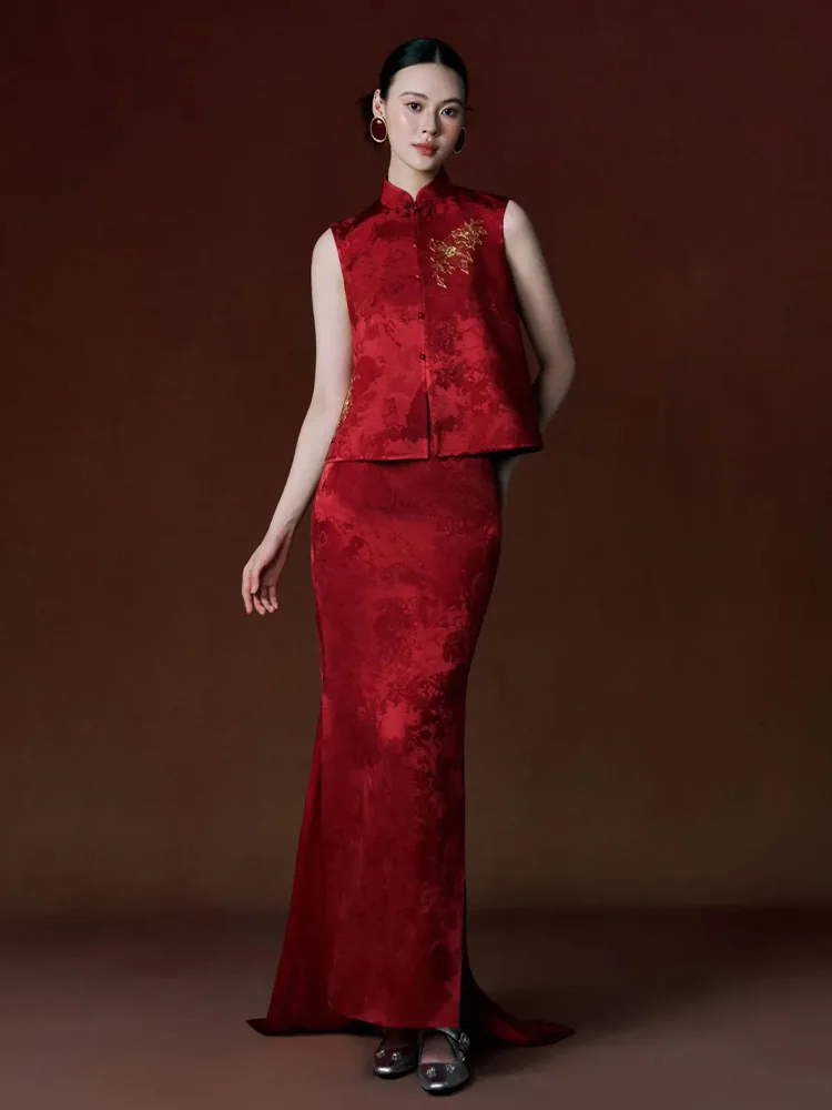 Red Chinese Style Morning Robe Women's Wedding Dress Embroidered Collar Sleeveless High-End Feeling Set Ceremony Dress
Red Chinese Style Morning Robe Women's Wedding Dress Embroidered Collar Sleeveless High-End Feeling Set Ceremony Dress