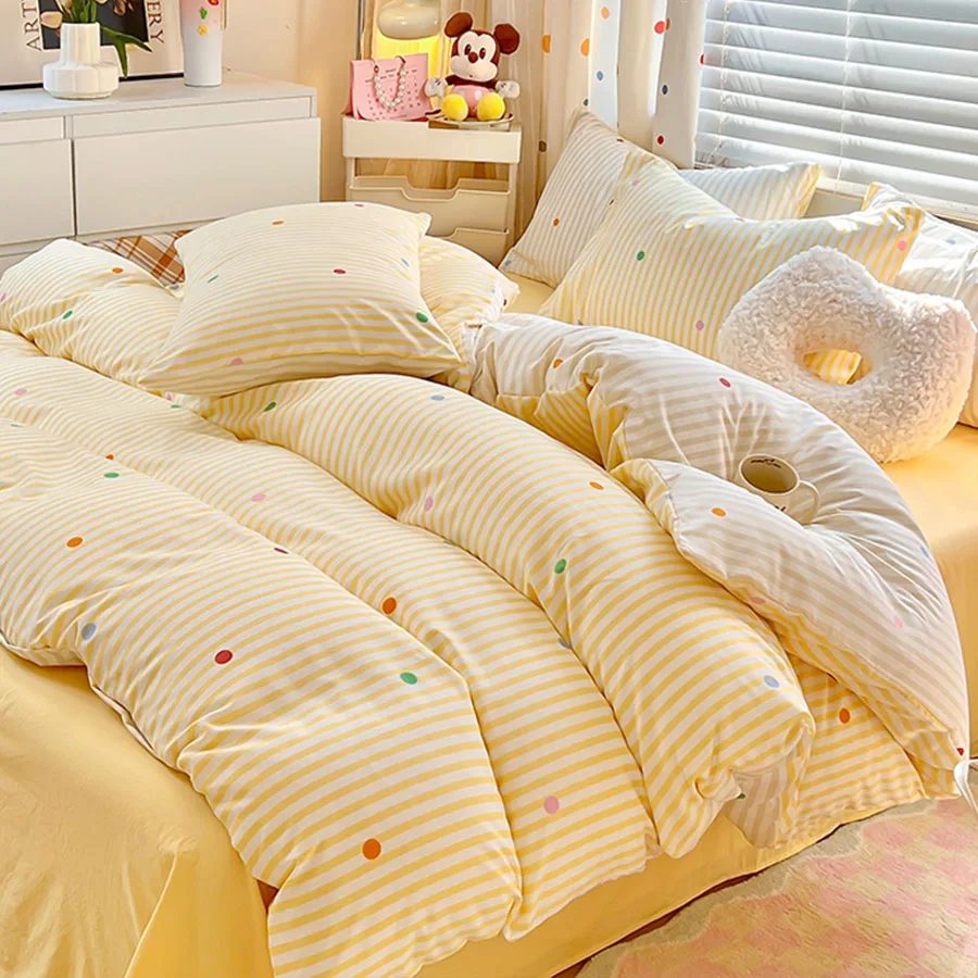 2026 New European-style washed cotton pillowcase, soft and breathable bedding, simple printed down comforter protection cover
2026 New European-style washed cotton pillowcase, soft and breathable bedding, simple printed down comforter protection cover