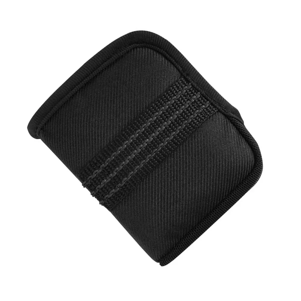 Mesh-Structured Carrying Case for JBL GO5 Speakers Supporting Mobility Without Compromising Basic Protection Needs