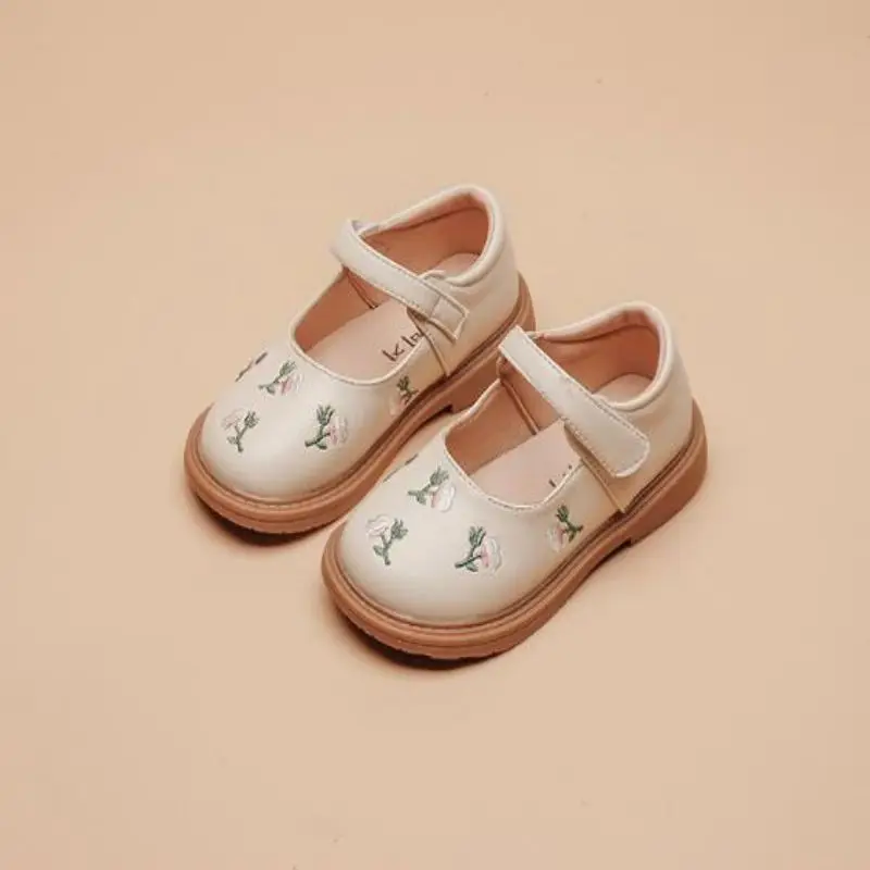 Size 21-30 Girls' Soft Soled Leather Shoes 2024 New Spring Autumn Fashion Children's Casual And Versatile Single Shoes
Size 21-30 Girls' Soft Soled Leather Shoes 2024 New Spring Autumn Fashion Children's Casual And Versatile Single Shoes