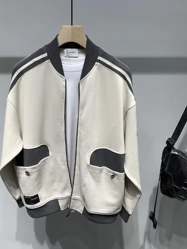 Модная осенняя мужская куртка-бомбер с воротником-стойкой, в стиле пэчворк, с цветовыми блоками, художественная, молодежная, из полиэстера
Модная осенняя мужская куртка-бомбер с воротником-стойкой, в стиле пэчворк, с цветовыми блоками, художественная, молодежная, из полиэстера