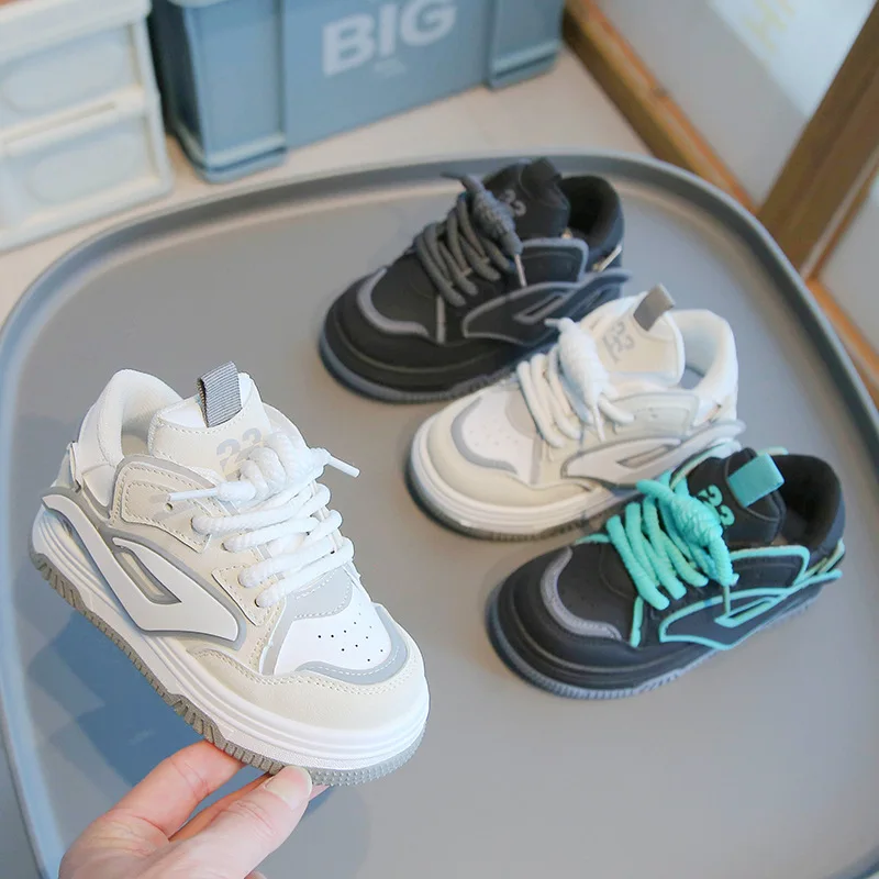 Children's Sports Shoes Breathable Soft Bottom Casual Board Shoes Boys and Girls Fashion White Shoes Non-slip Baby Bread Shoes
Children's Sports Shoes Breathable Soft Bottom Casual Board Shoes Boys and Girls Fashion White Shoes Non-slip Baby Bread Shoes