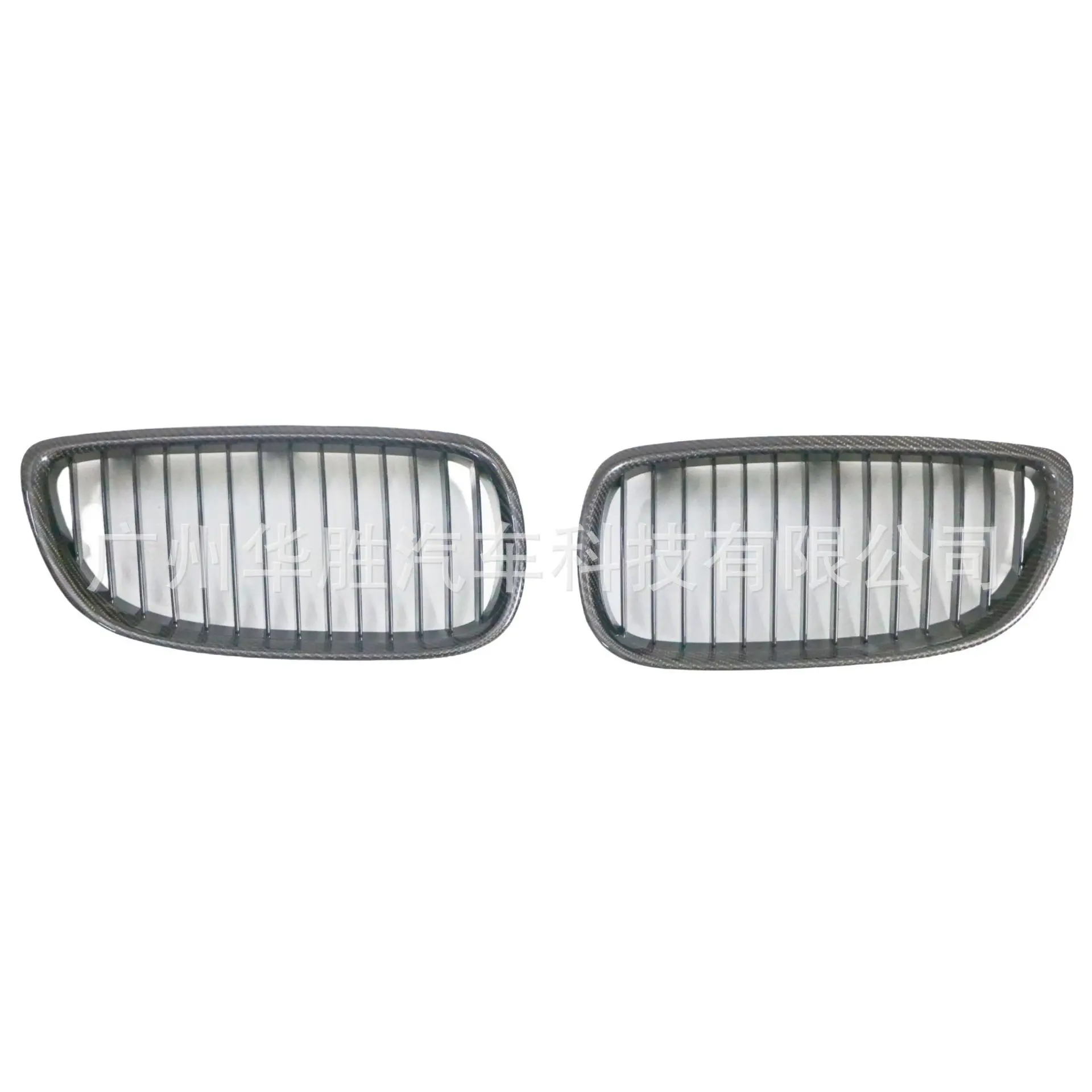 Suitable for BMW E92 early double door old 3 series with double wire medium mesh high quality carbon fiber front nostril wet car 
Suitable for BMW E92 early double door old 3 series with double wire medium mesh high quality carbon fiber front nostril wet car